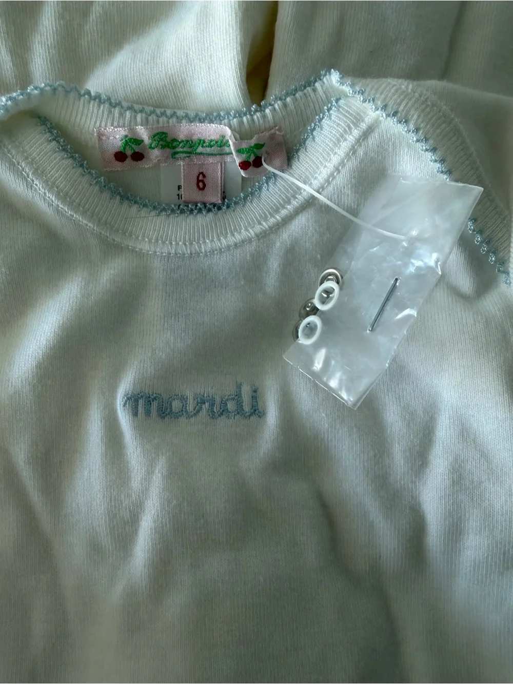 Bonpoint Cream Cotton Short Sleeve Tee with Light Blue Embroidery